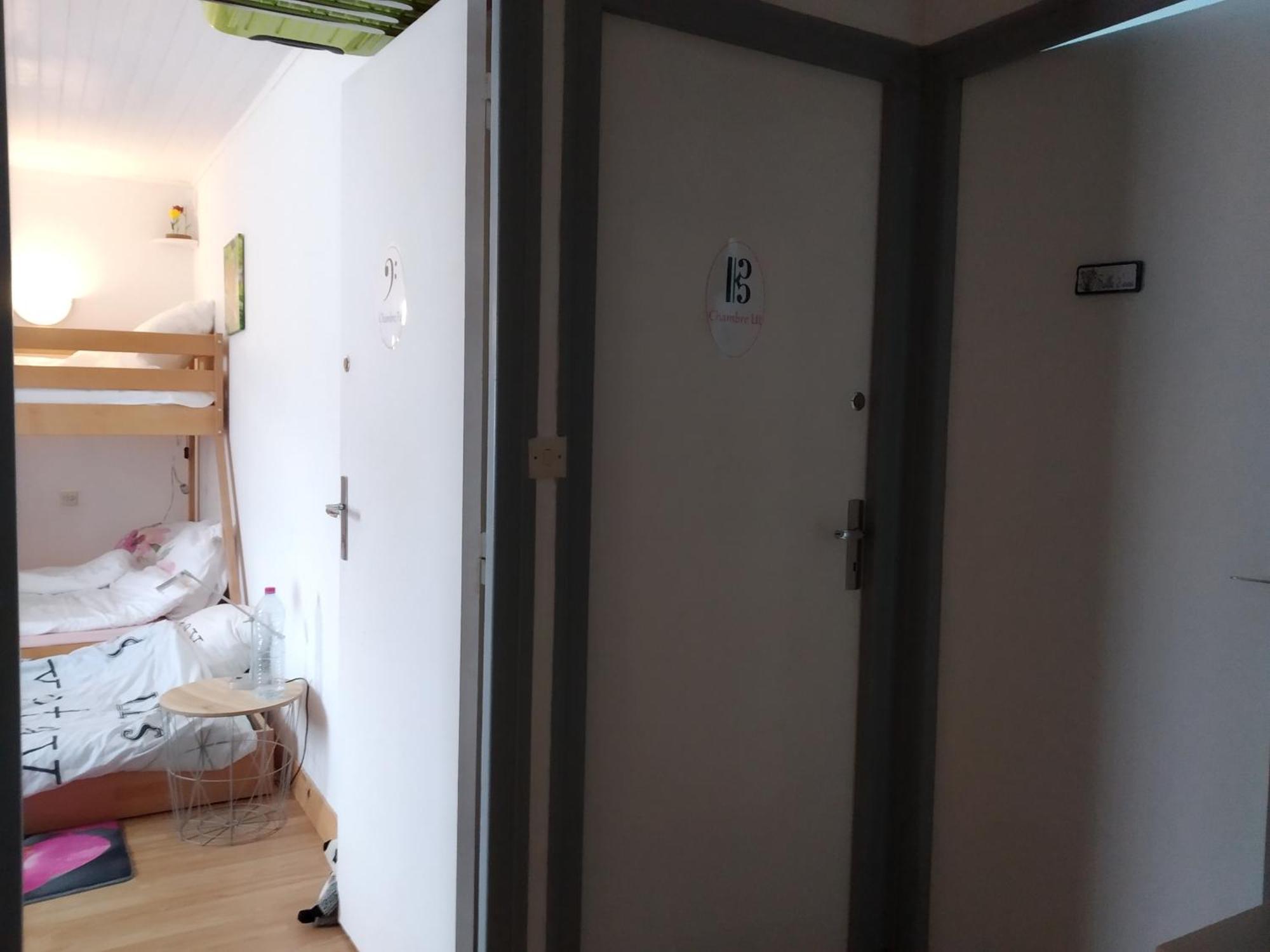 Do Mi Si La Do Re Gite Partage Saint-Carreuc 部屋 写真